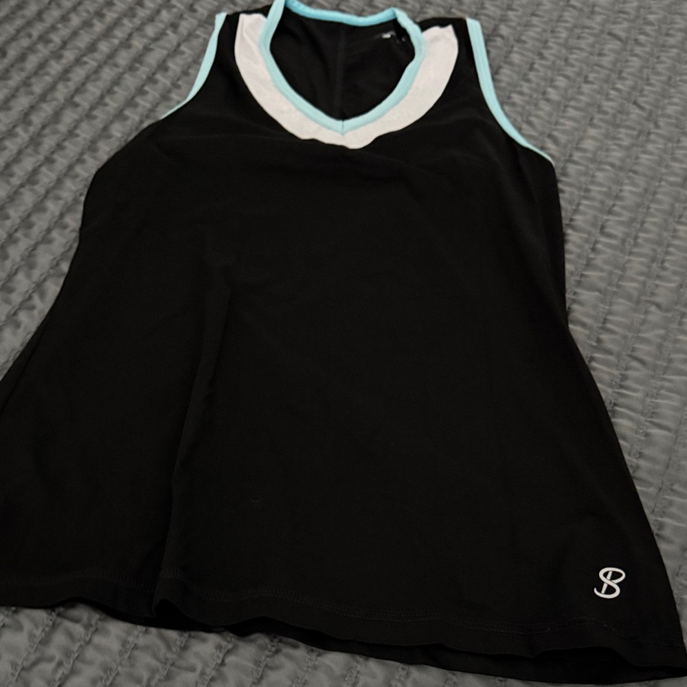 Chic Black and White Sofibella tennis outfit - Picture 2 of 5